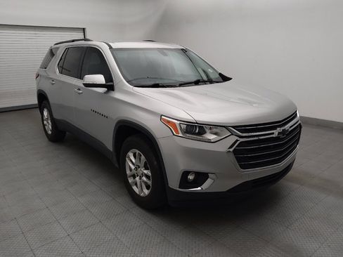 Used 2019 Chevrolet Traverse LT FWD image 13
