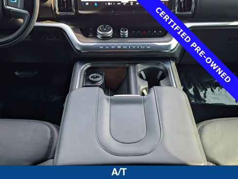 Certified 2025 Ford Expedition Max Platinum w/ Stealth Performance Package AWD/4WD image 23