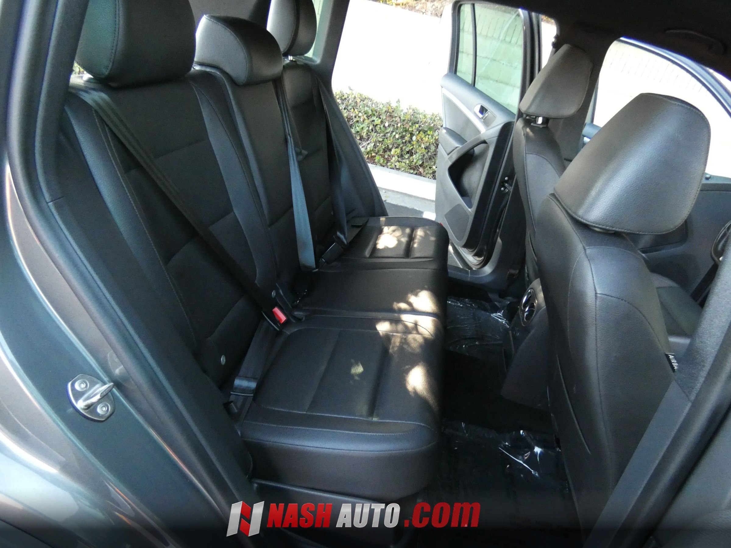 Used 2016 Volkswagen Tiguan R-Line FWD image 38