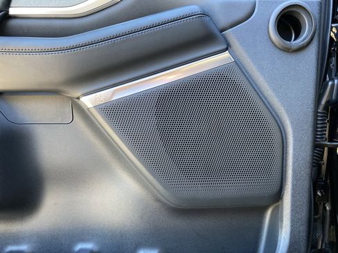 Used 2025 Ford Expedition Tremor image 28