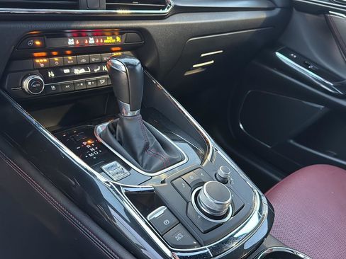 Used 2023 MAZDA CX-9 Carbon Edition image 25