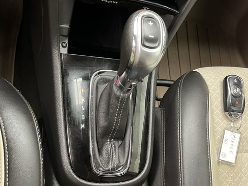 Certified 2018 Buick Encore Preferred FWD image 22