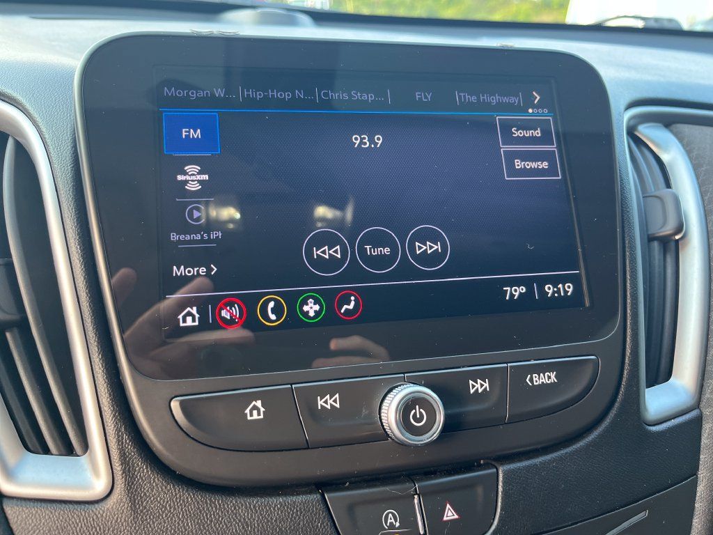 Used 2022 Chevrolet Malibu LT FWD image 20