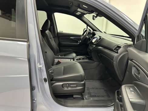 Certified 2023 Honda Passport EX-L image 39