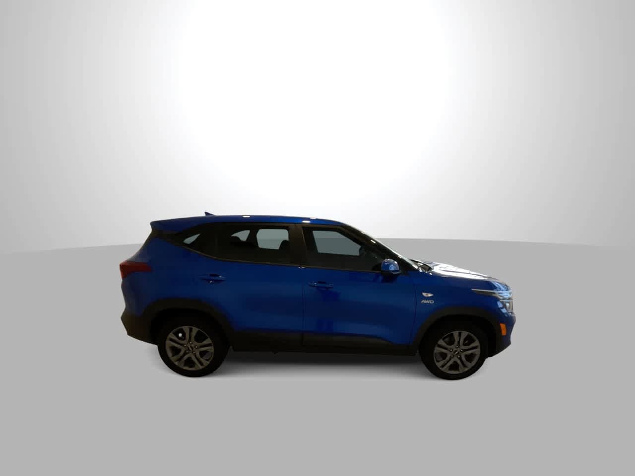 Used 2023 Kia Seltos LX AWD/4WD image 9