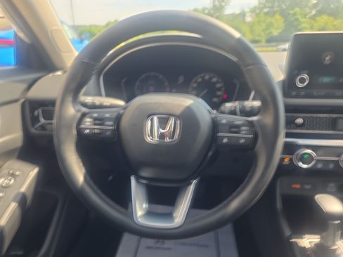 Used 2024 Honda Civic EX-L image 18