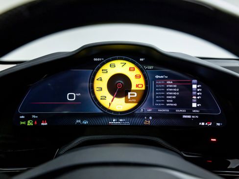 Certified 2025 Ferrari Purosangue image 21