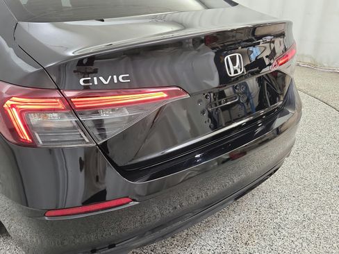 Used 2025 Honda Civic LX image 29