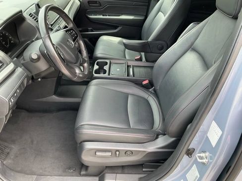 Used 2025 Honda Odyssey Sport-L image 13
