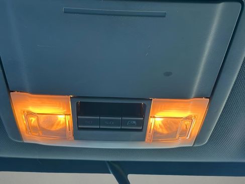 Used 2013 Ford F150 Lariat w/ Luxury Equipment Group image 18