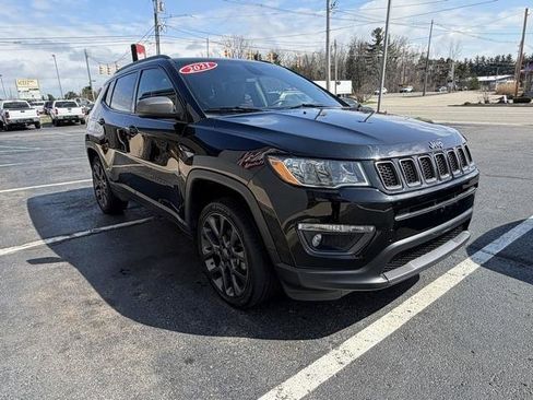 Used 2021 Jeep Compass Latitude w/ Sun and Sound Group image 5