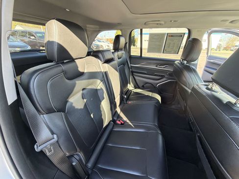 Used 2024 Jeep Grand Cherokee Limited 4xe image 26