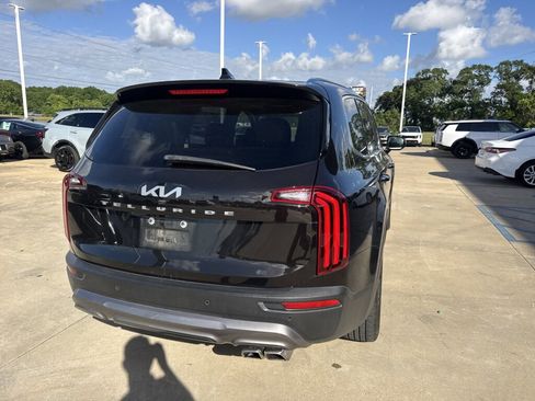 Used 2022 Kia Telluride SX image 19
