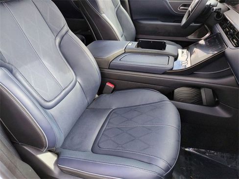 New 2026 INFINITI QX80 4WD image 31