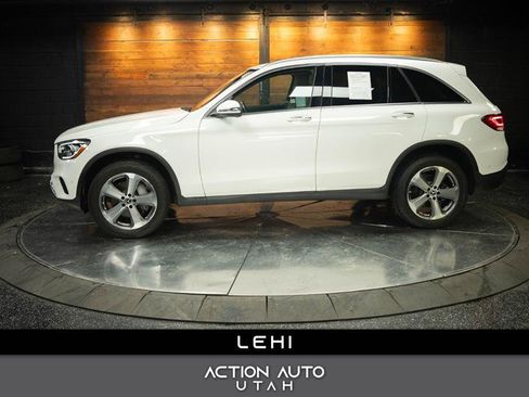 Used 2022 Mercedes-Benz GLC 300 4MATIC image 1