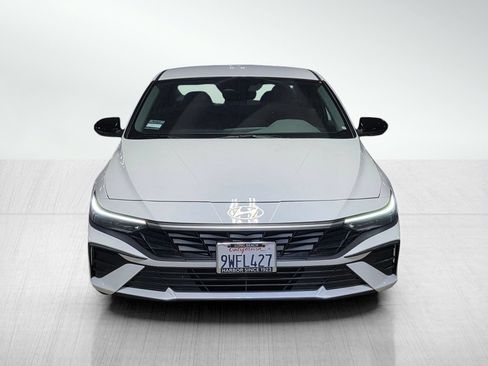 Certified 2025 Hyundai Elantra Sport FWD image 2