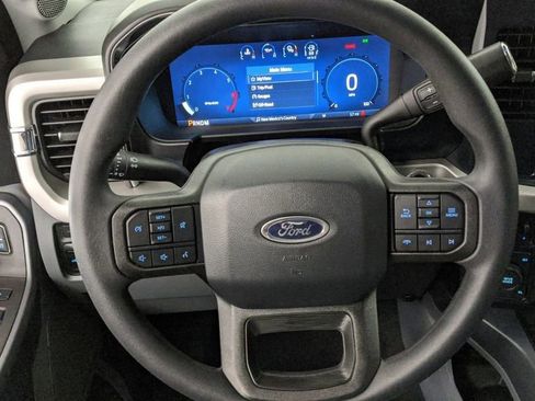 Used 2024 Ford F250 XLT w/ XLT Premium Package AWD/4WD image 32