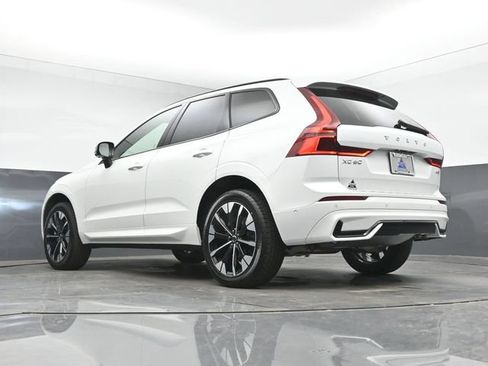 New 2026 Volvo XC60 B5 Plus w/ Protection Package Premier AWD/4WD image 43