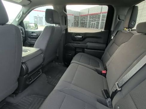 Used 2021 Chevrolet Silverado 1500 Custom Trail Boss AWD/4WD image 14