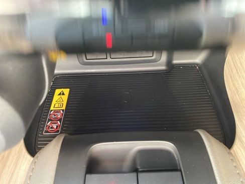 Certified 2024 Toyota Venza Limited image 12