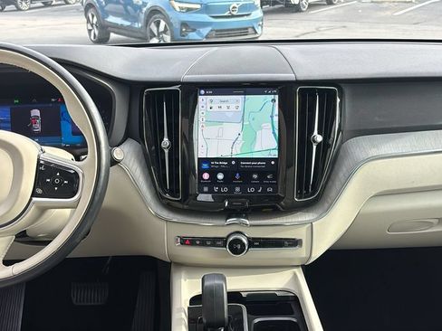 Certified 2023 Volvo XC60 B5 Plus w/ Climate Package AWD/4WD image 6