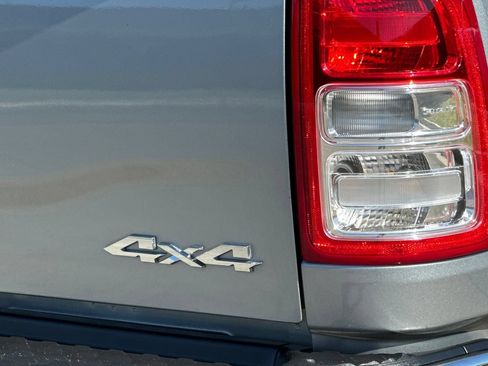 Used 2024 RAM 2500 Big Horn AWD/4WD image 27