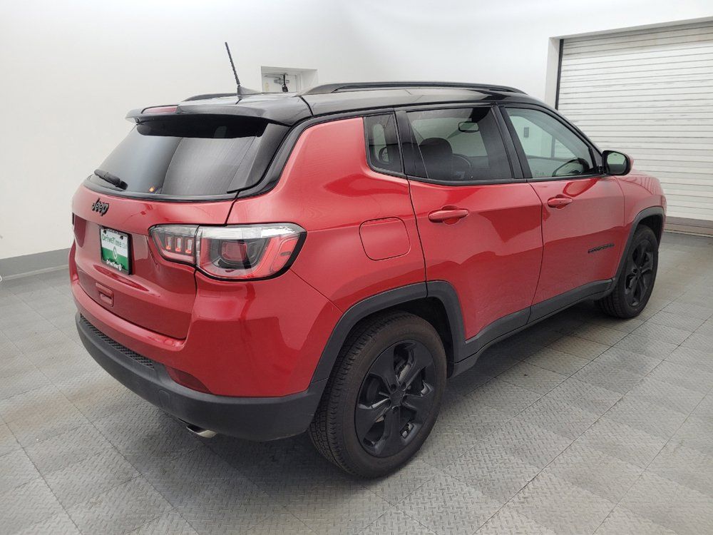 Used 2019 Jeep Compass Latitude FWD image 9