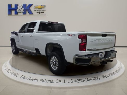 Used 2023 Chevrolet Silverado 2500 LT w/ Snow Plow Prep/Camper Package AWD/4WD image 4