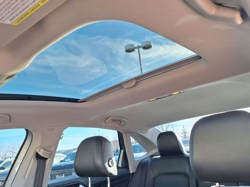 Used 2022 Volkswagen Jetta SE image 22