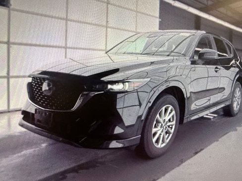 Used 2025 MAZDA CX-5 AWD 2.5 S w/ Preferred Package image 3