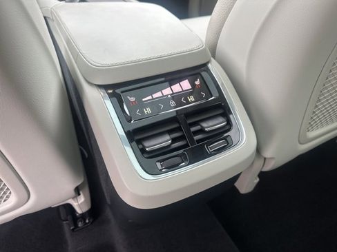 Certified 2023 Volvo XC90 B6 Plus w/ Protection Package image 15