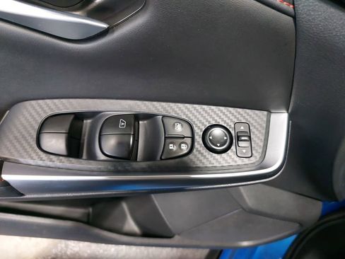 Certified 2025 Nissan Sentra SR w/ Midnight Edition FWD image 28