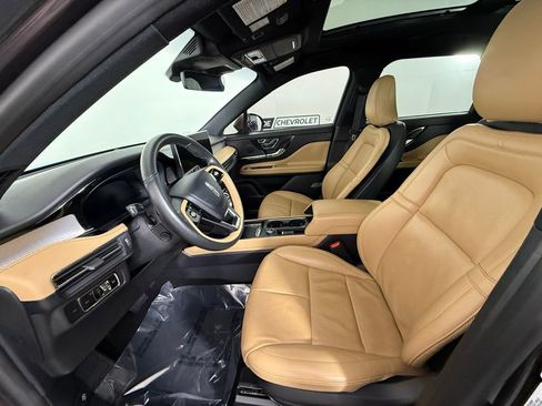 Used 2023 Lincoln Corsair Reserve w/ Equipment Group 201A image 14