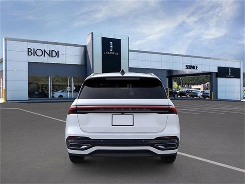 New 2026 Lincoln Nautilus Black Label AWD/4WD image 5