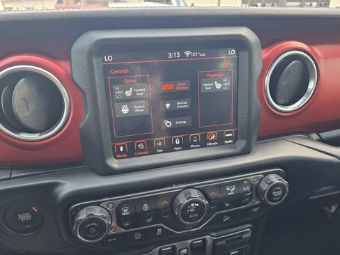 Used 2019 Jeep Wrangler Unlimited Rubicon AWD/4WD image 14