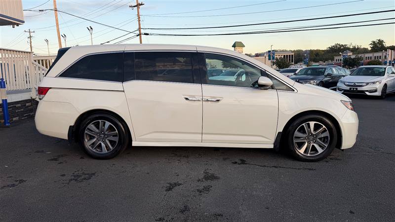 Used 2016 Honda Odyssey Touring image 7
