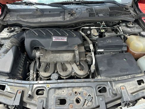 Used 2003 Saturn Vue AWD V6 w/ Leather Pkg image 19