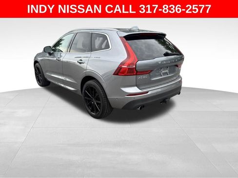 Used 2018 Volvo XC60 T5 Momentum w/ Vision Package AWD/4WD image 5