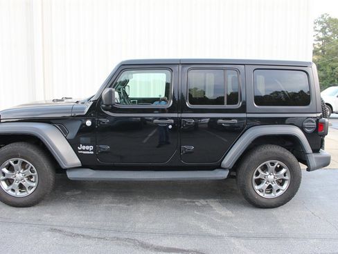 Used 2020 Jeep Wrangler Unlimited Sport image 5