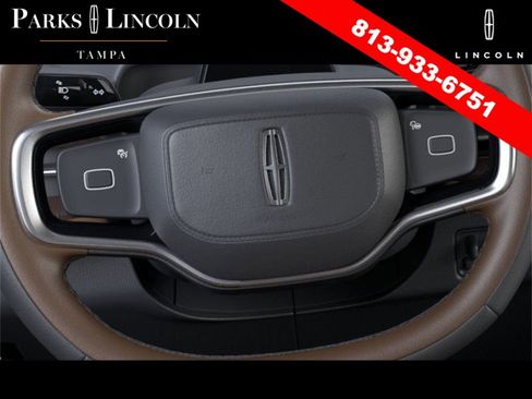 New 2026 Lincoln Navigator Reserve image 12