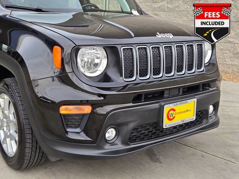 Used 2022 Jeep Renegade Latitude w/ Convenience Group AWD/4WD image 8