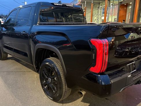 Used 2024 Toyota Tundra Limited image 15