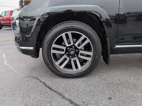 Used 2022 Toyota 4Runner Limited image 27