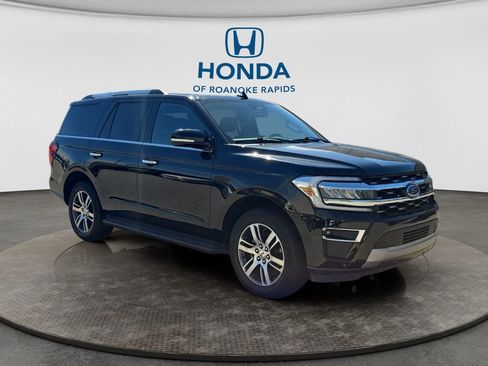 Used 2024 Ford Expedition Limited image 7
