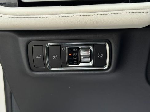 Used 2025 Lincoln Aviator Reserve w/ Equipment Group 201A image 47