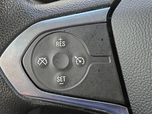Used 2018 Chevrolet Traverse LS w/ LPO, Black Accent Package FWD image 18