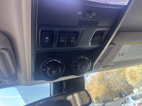 Used 2021 Toyota 4Runner TRD Off-Road image 10