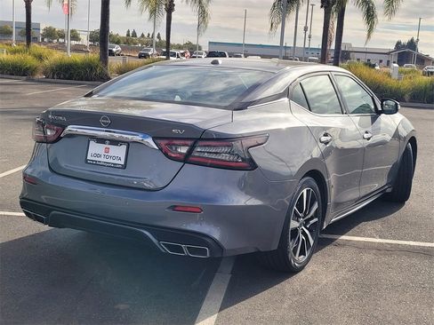 Used 2023 Nissan Maxima SV w/ Floor Mat Group image 4