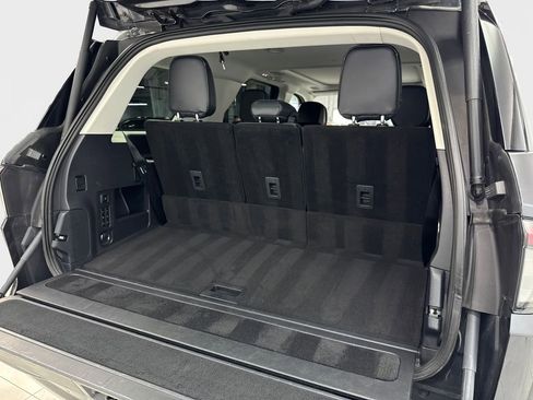 Used 2025 Lincoln Navigator Reserve AWD/4WD image 87