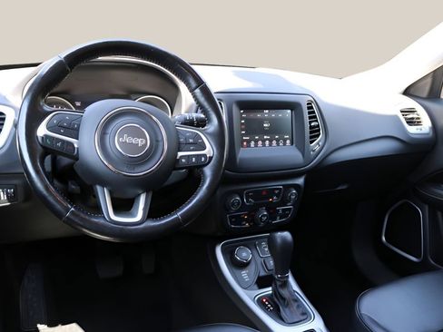 Used 2021 Jeep Compass Latitude w/ Driver Assistance Group AWD/4WD image 14